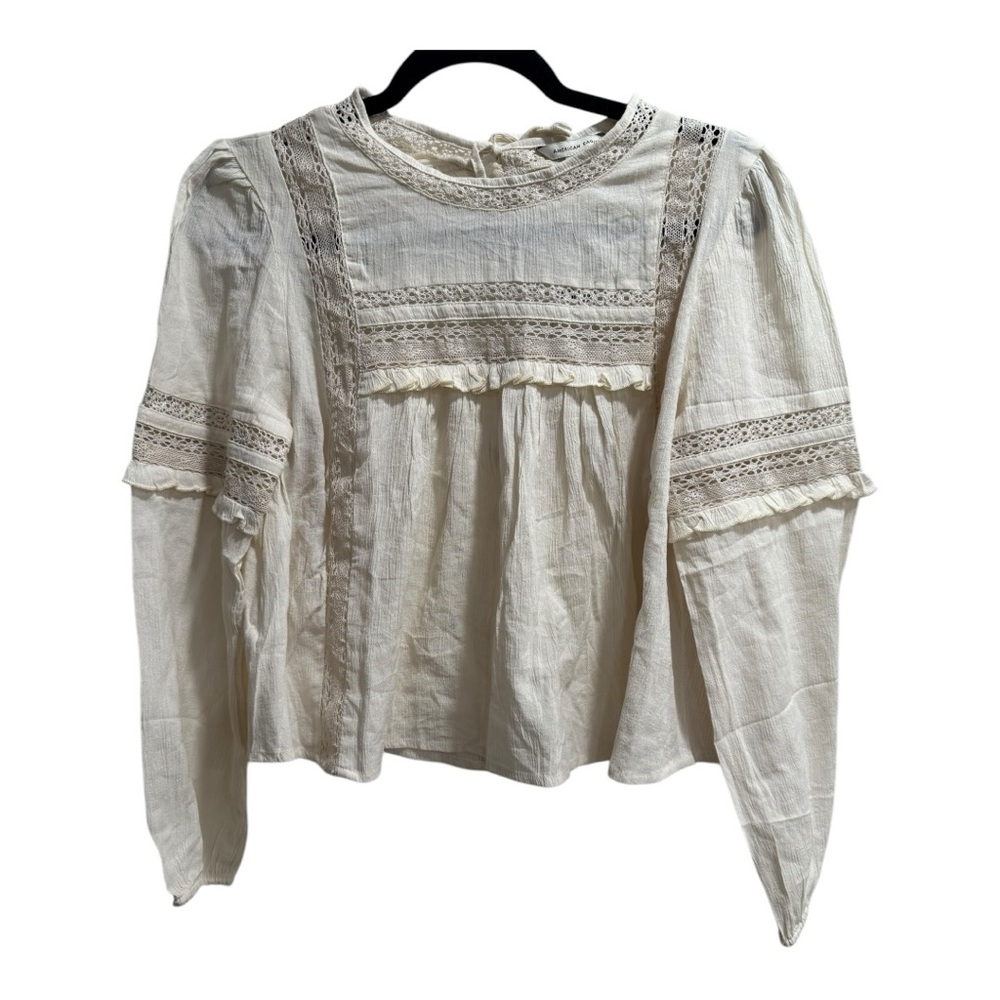 American Eagle NWT Elegant Cream Lace Women's Top,‎ size Small